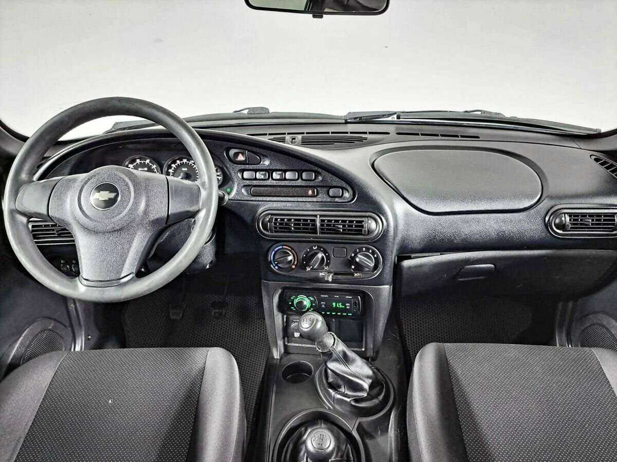 Б/У Шевроле Нива 2017 года. Фото: #11