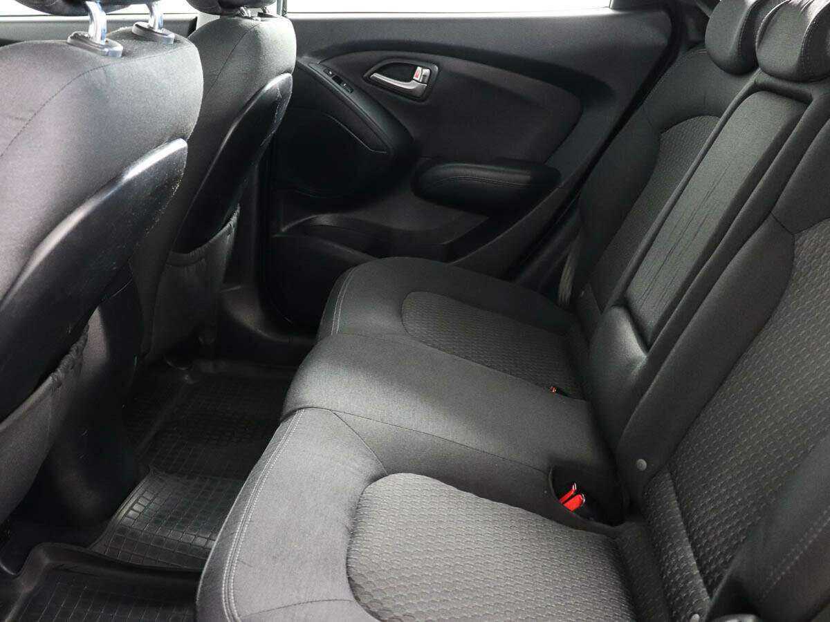 Б/У Хендай ай-икс35 2011 года. Фото: #7