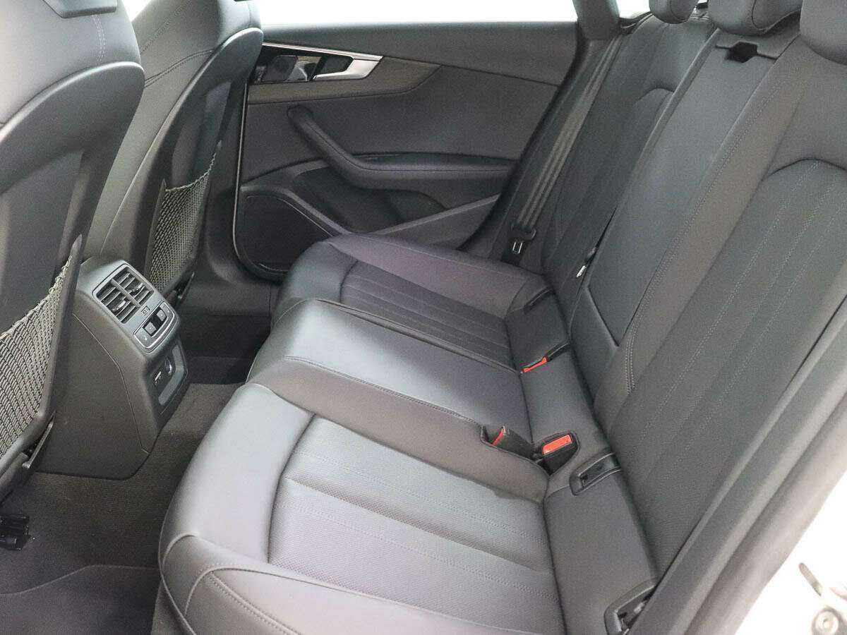 Б/У Ауди А5 2022 года. Фото: #10