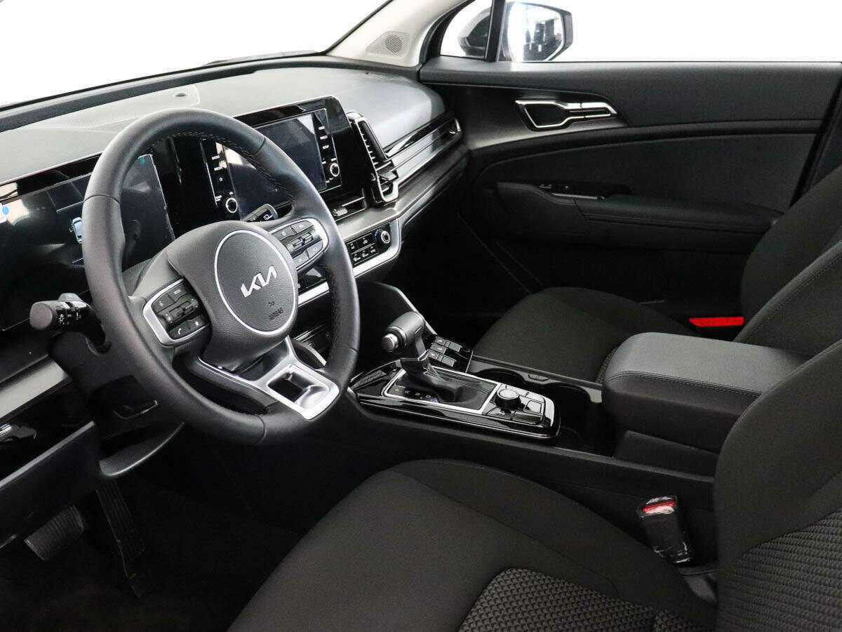 Б/У Киа Спортейдж 2024 года. Фото: #7