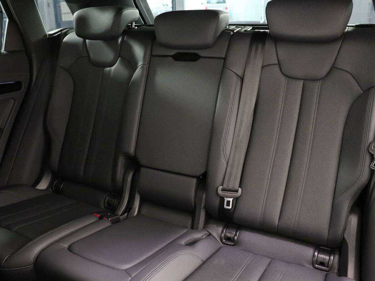 Б/У Ауди К5 2022 года. Фото: #9