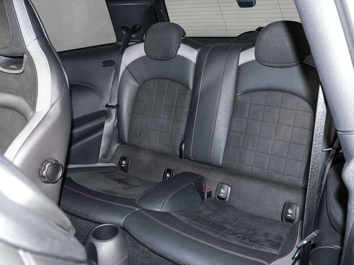 Б/У Мини Хэтч 2020 года. Фото: #10