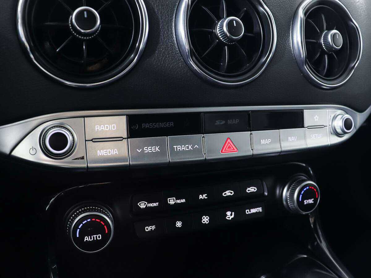 Б/У Киа Стингер 2019 года. Фото: #21