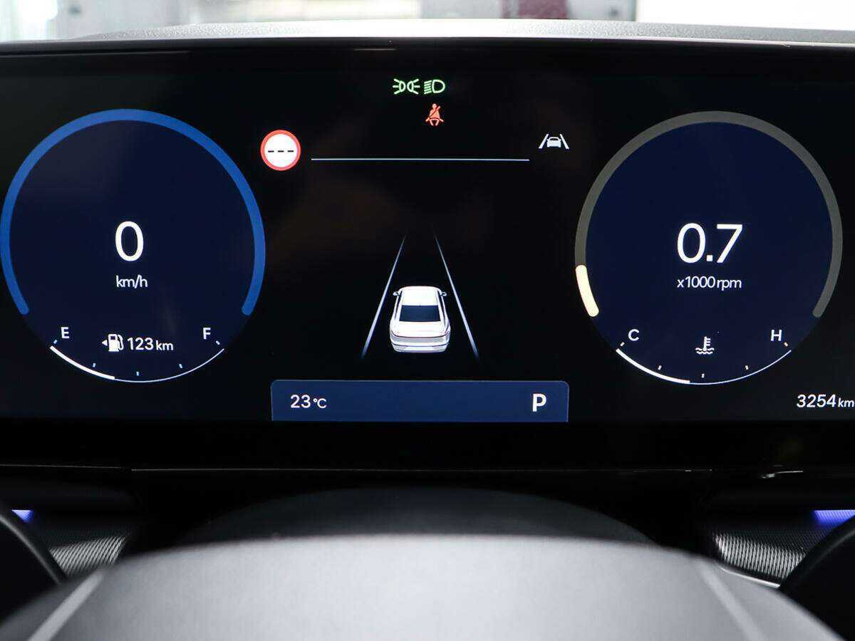 Б/У Хендай Грандеур 2023 года. Фото: #11