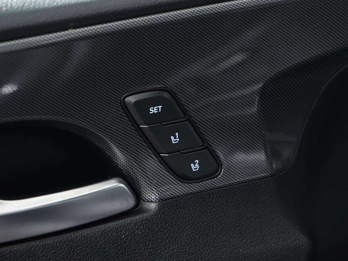 Б/У Хендай Санта Фе 2021 года. Фото: #18