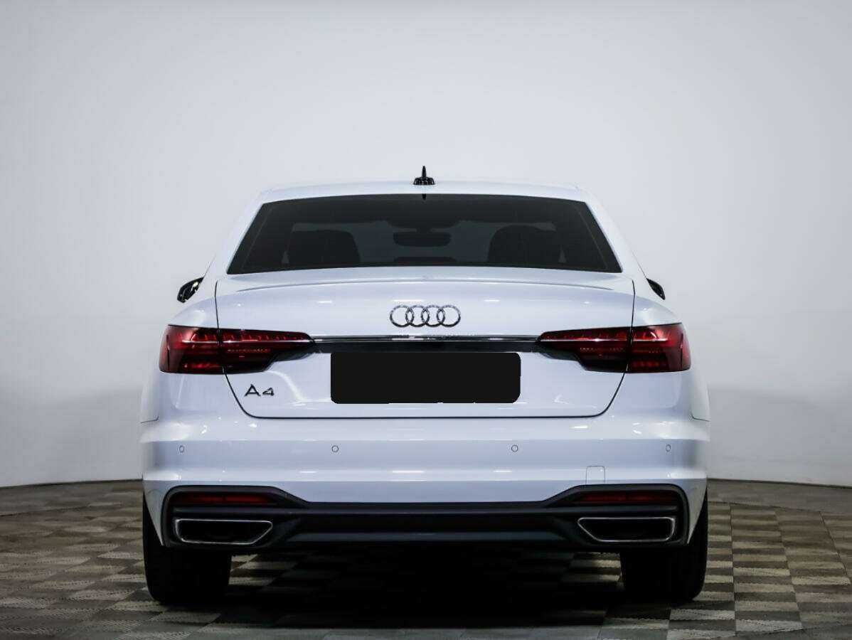 Б/У Ауди А4 2021 года. Фото: #4