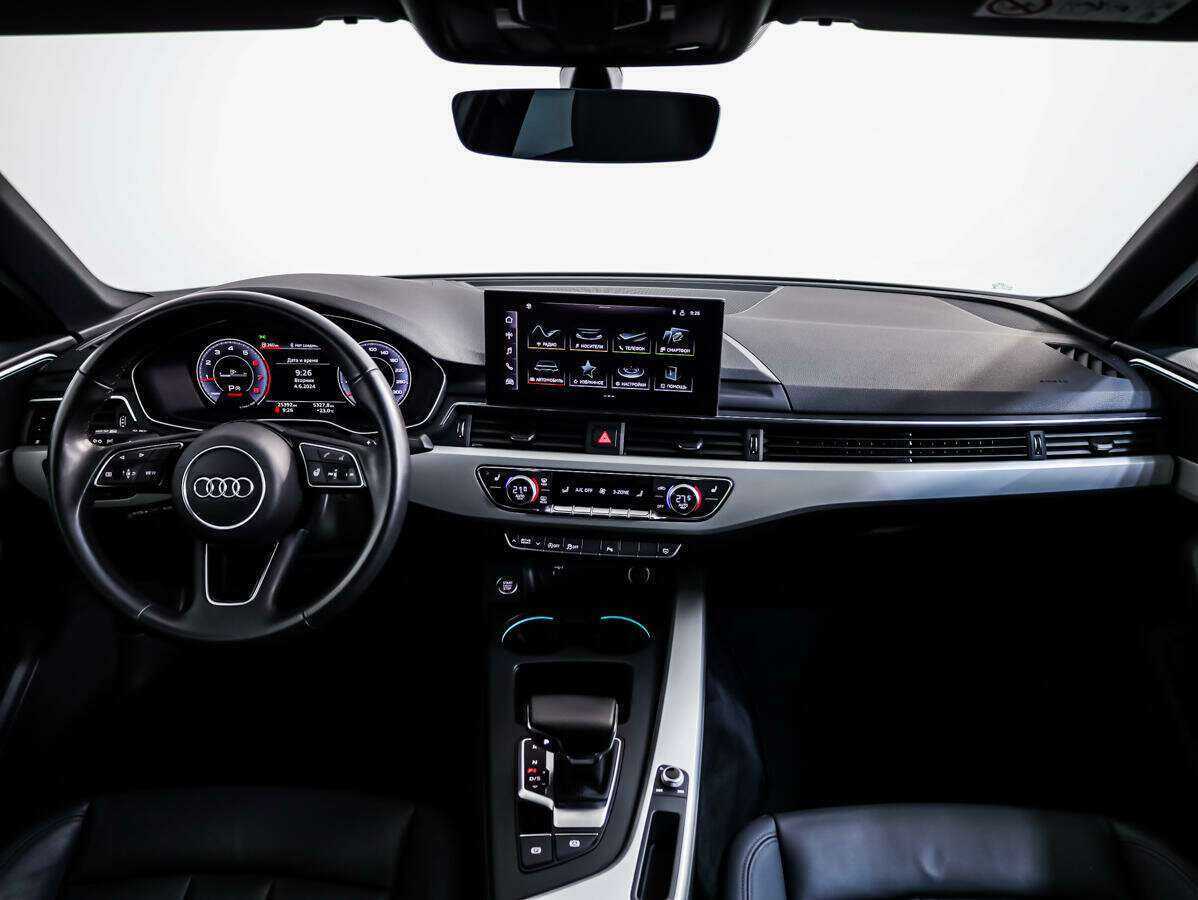 Б/У Ауди А4 2021 года. Фото: #8