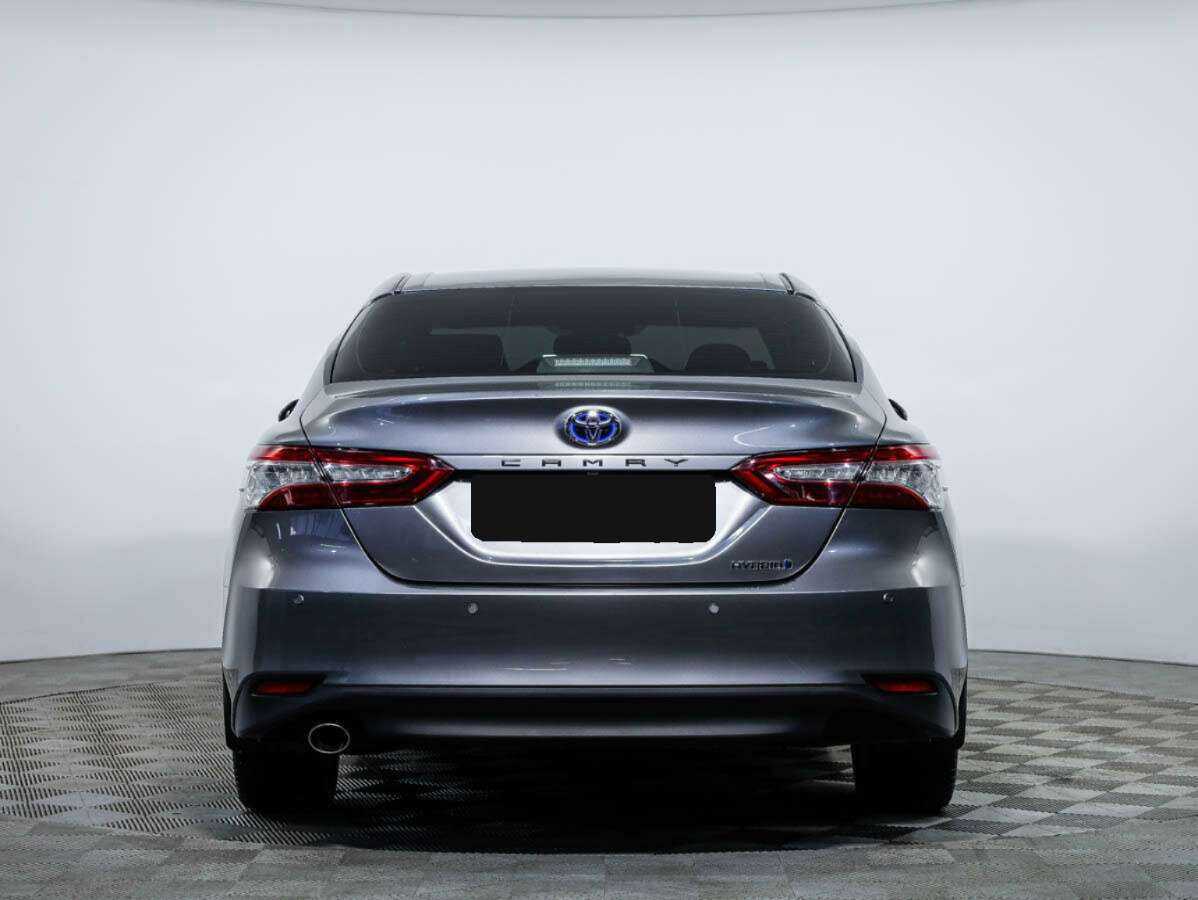 Б/У Тойота Камри 2021 года. Фото: #4