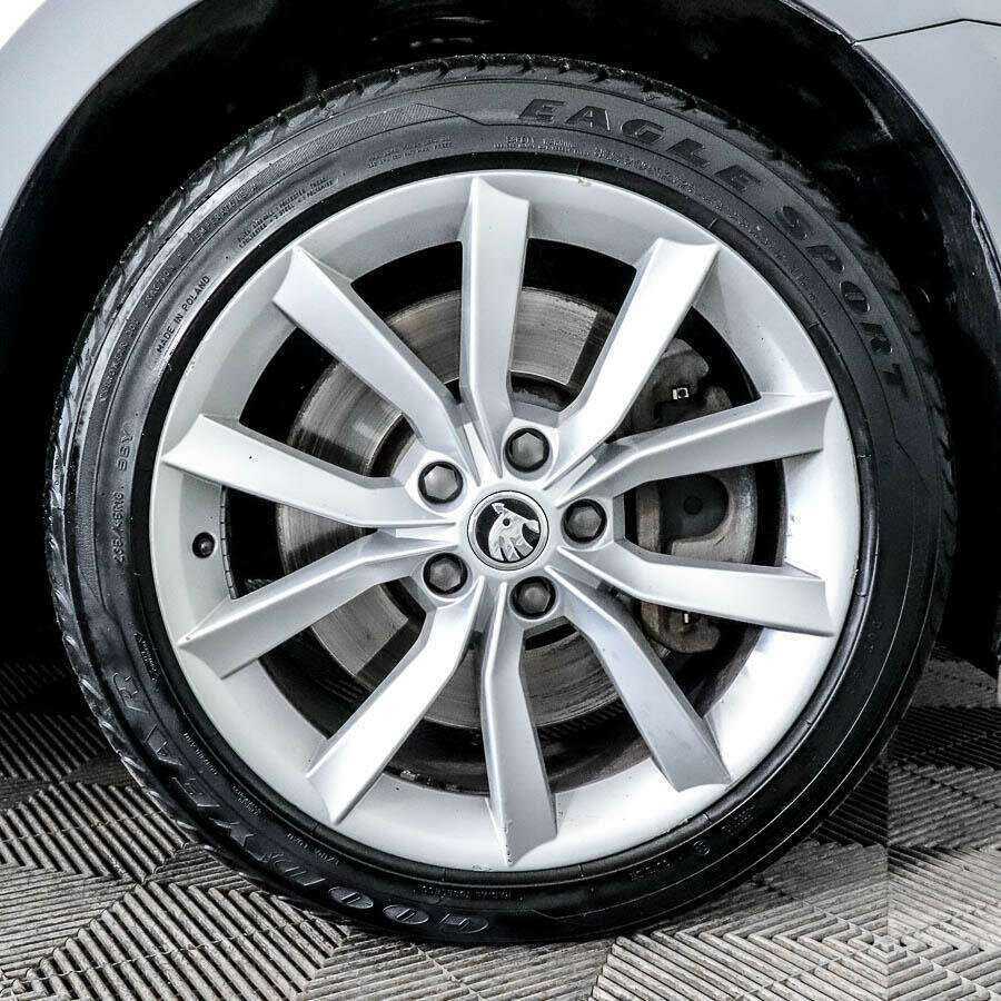 Б/У Шкода Суперб 2019 года. Фото: #19