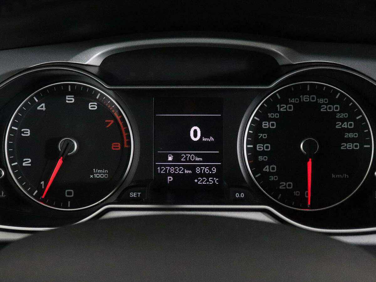 Б/У Ауди А4 2015 года. Фото: #11