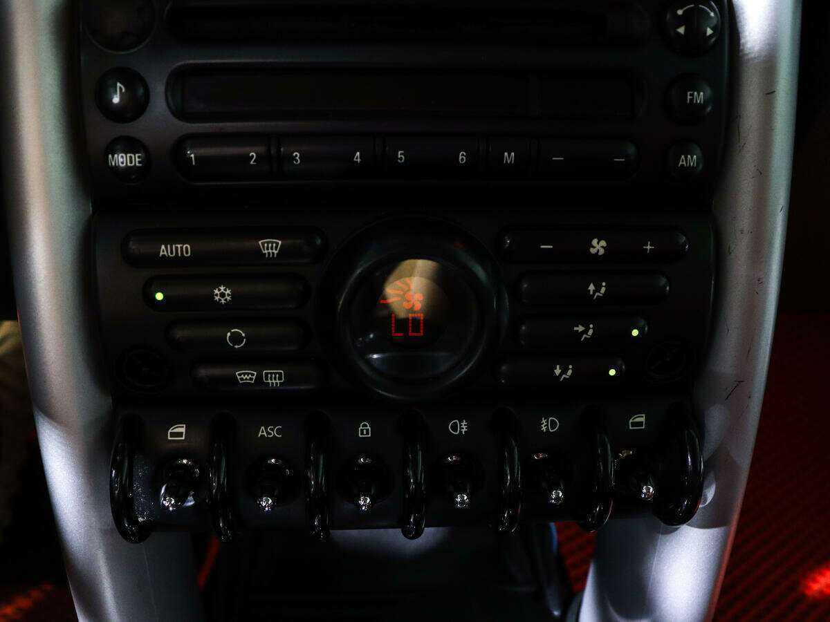 Б/У Мини Хэтч 2006 года. Фото: #5