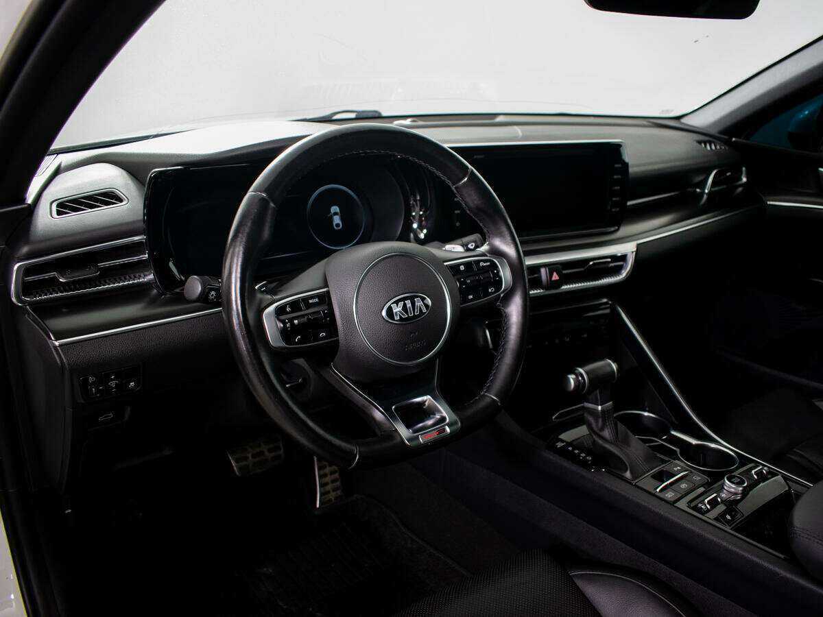 Б/У Киа К5 2021 года. Фото: #8