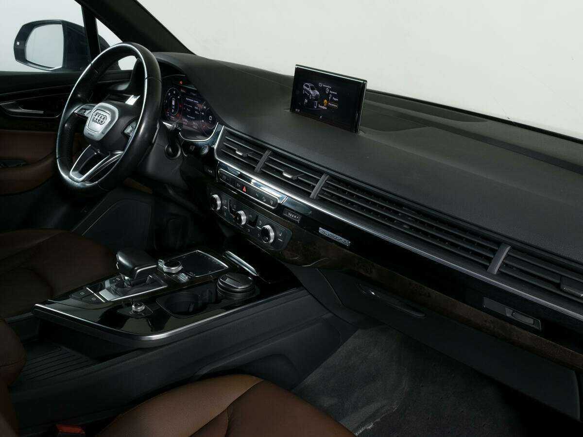 Б/У Ауди К7 2016 года. Фото: #9