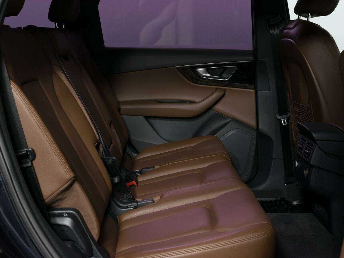 Б/У Ауди К7 2016 года. Фото: #13