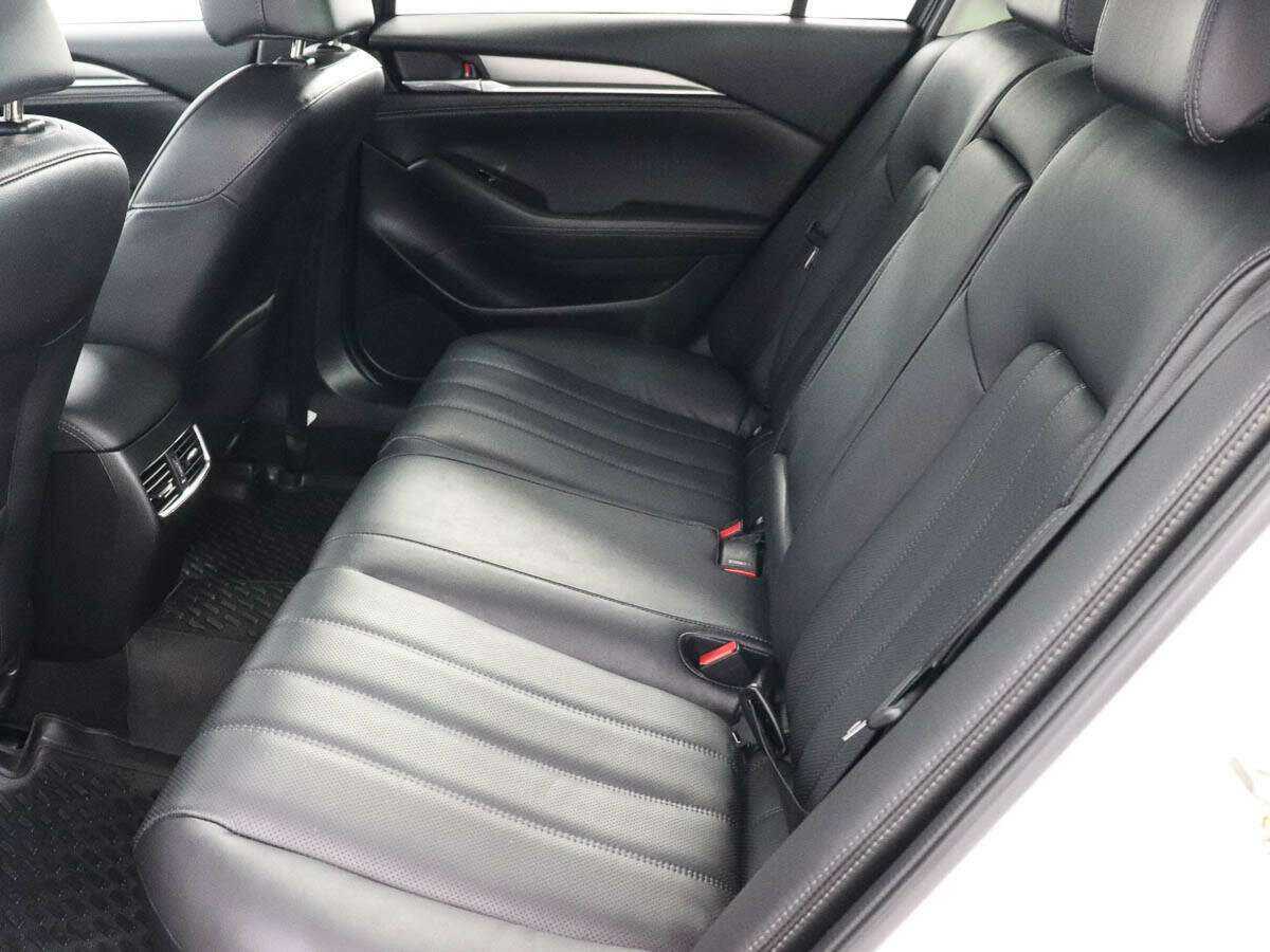 Б/У Мазда 6 2021 года. Фото: #7