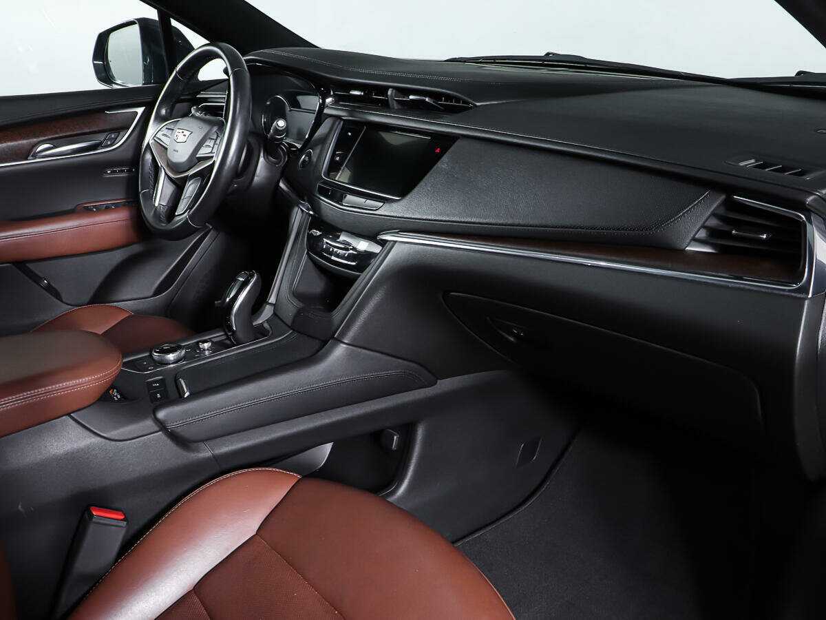 Б/У Кадиллак ИксТ5 2020 года. Фото: #5