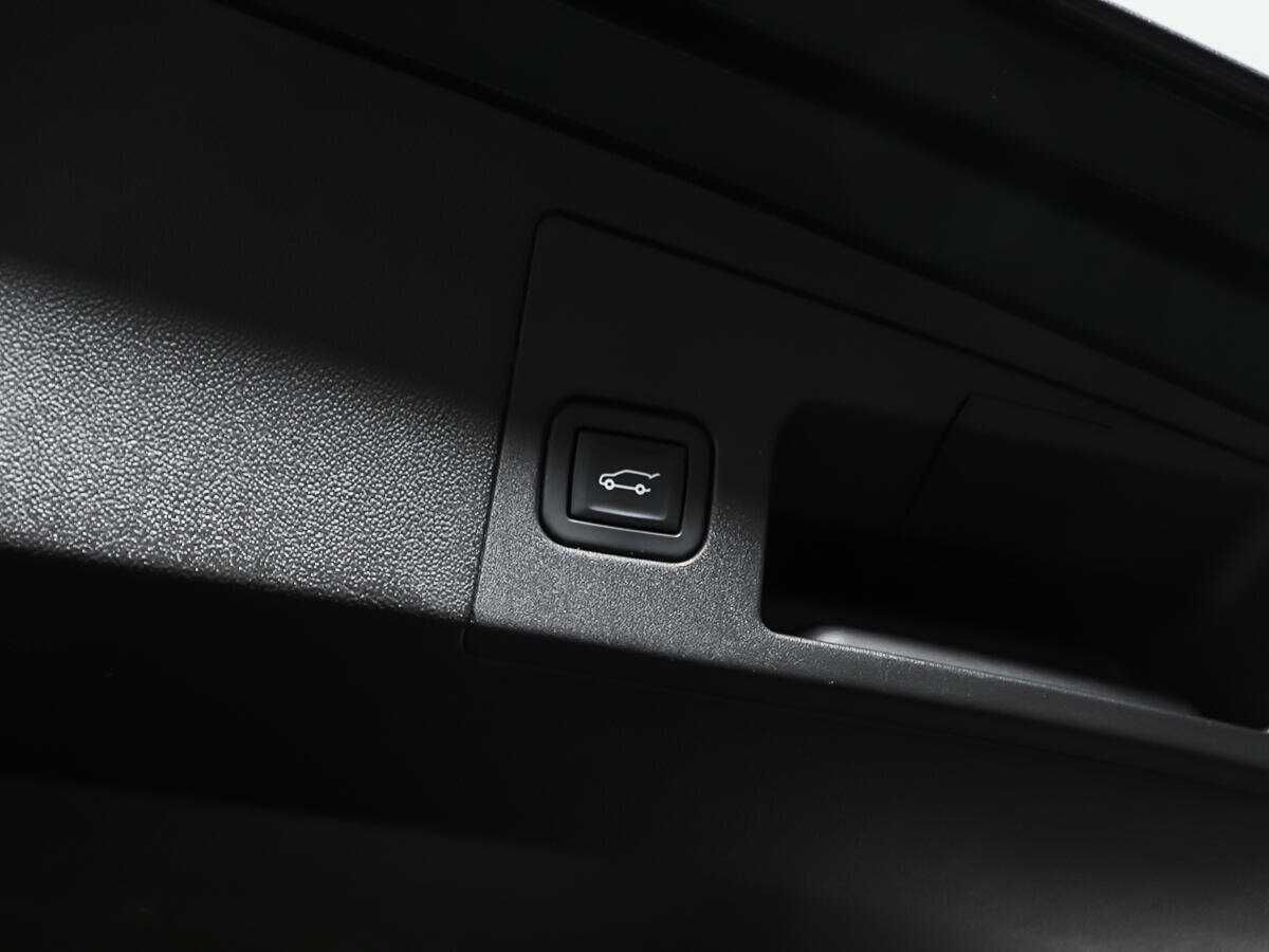 Б/У Кадиллак ИксТ5 2020 года. Фото: #15