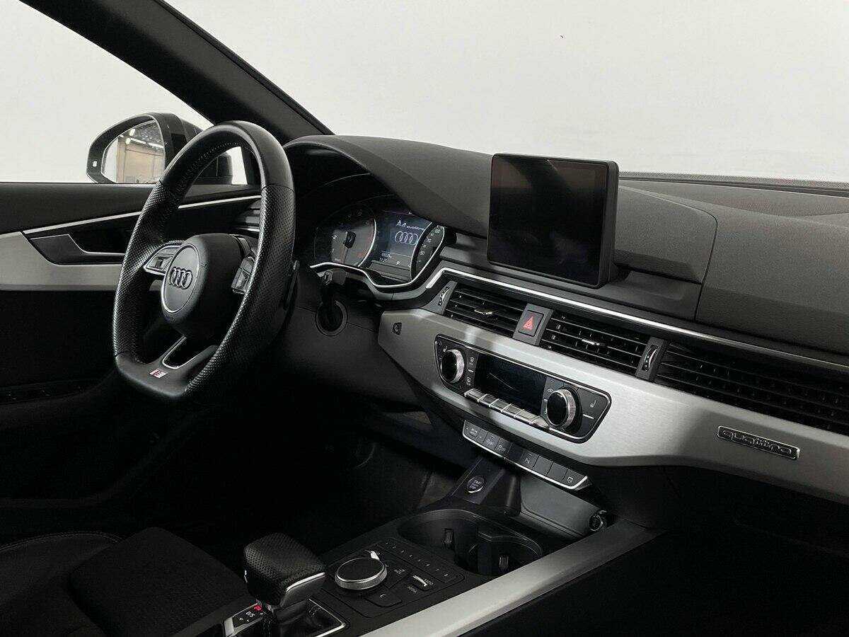 Б/У Ауди А4 2019 года. Фото: #6