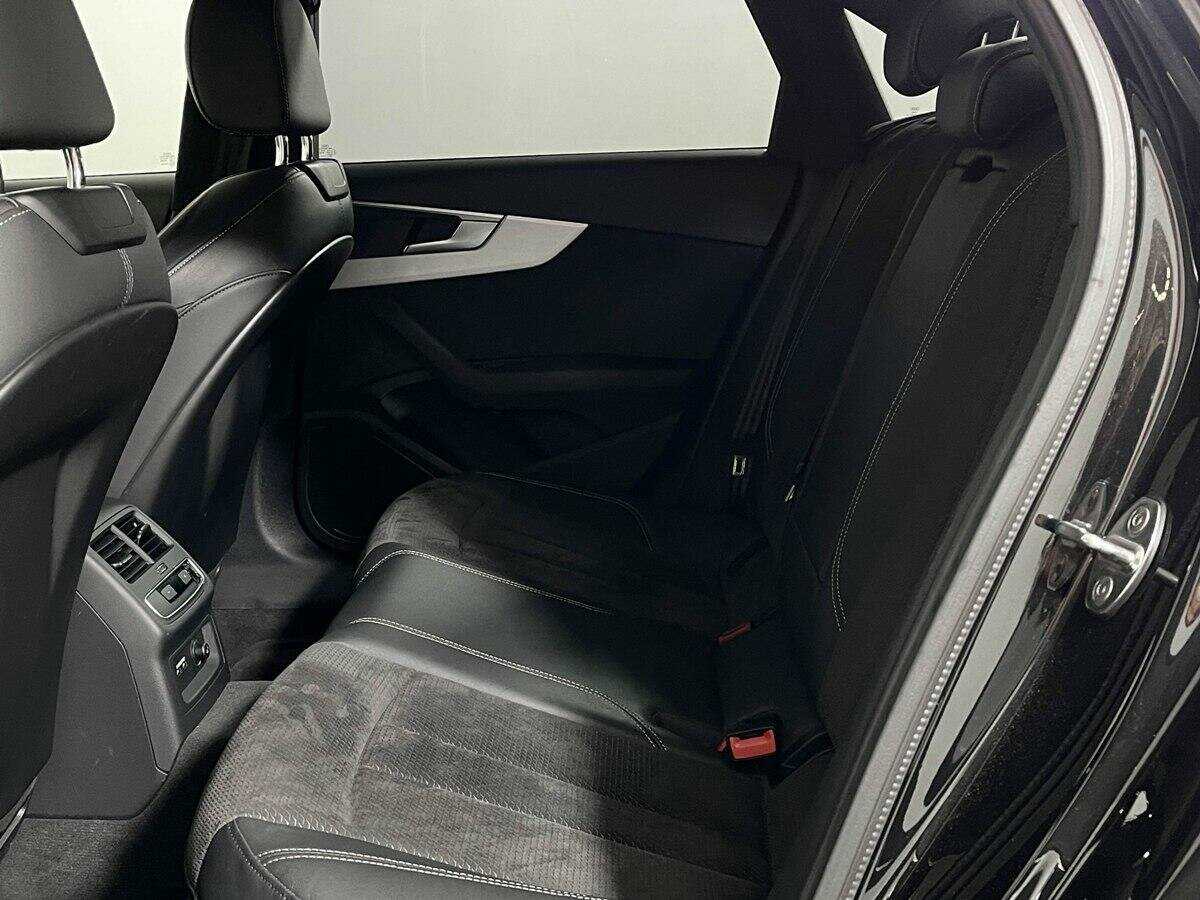 Б/У Ауди А4 2019 года. Фото: #7