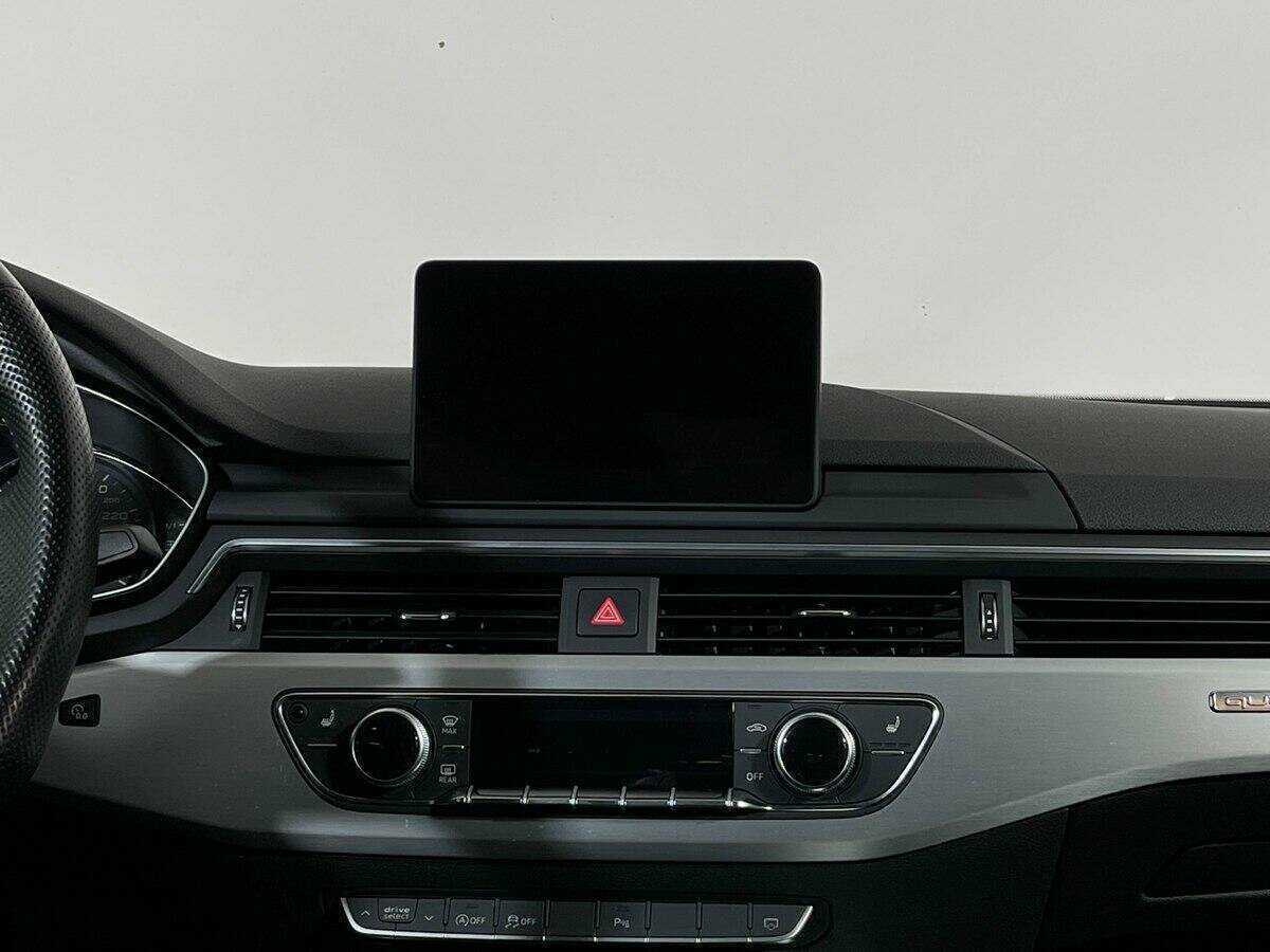 Б/У Ауди А4 2019 года. Фото: #9