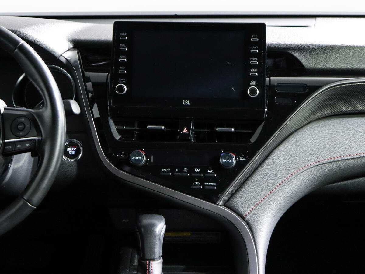 Б/У Тойота Камри 2021 года. Фото: #6