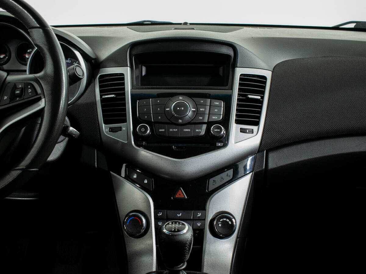 Б/У Шевроле Круз 2011 года. Фото: #10