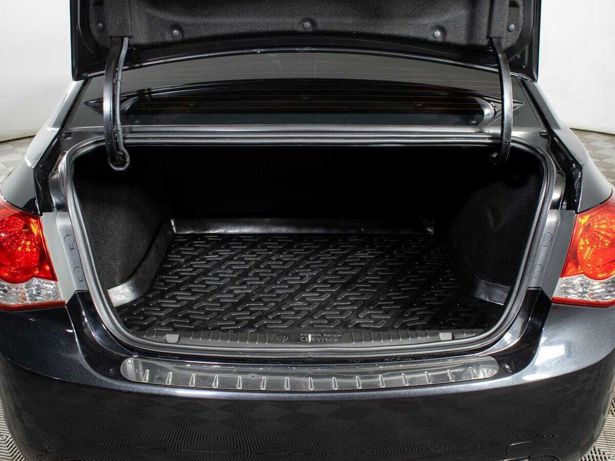 Б/У Шевроле Круз 2011 года. Фото: #13