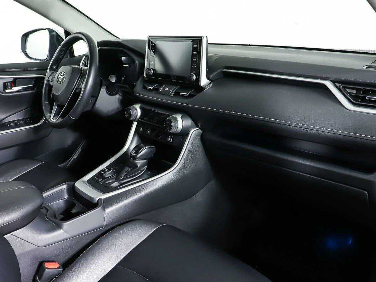 Б/У Тойота Рав4 2021 года. Фото: #8