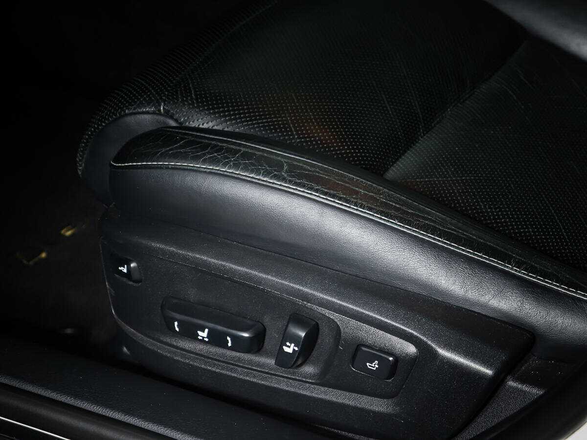 Б/У Лексус ЕС 2014 года. Фото: #19