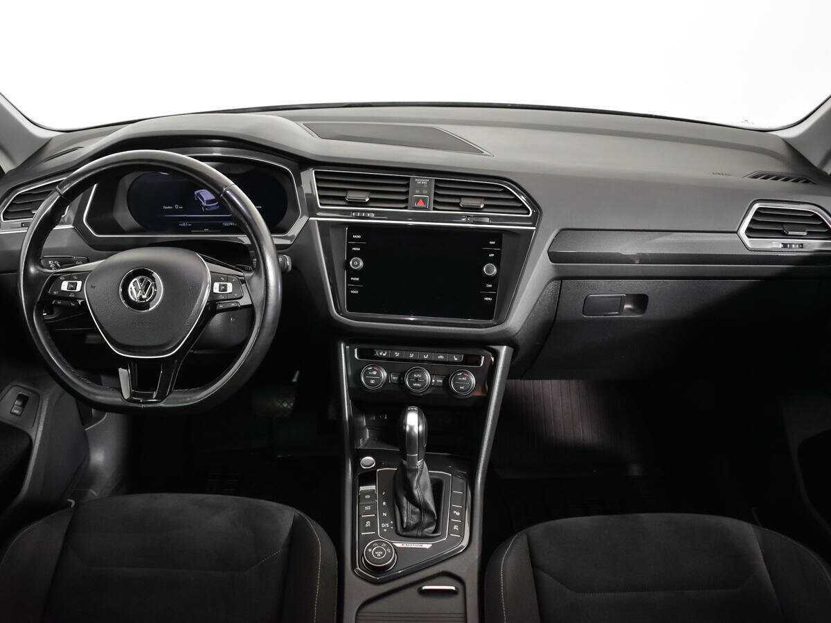 Б/У Фольксваген Тигуан 2017 года. Фото: #11