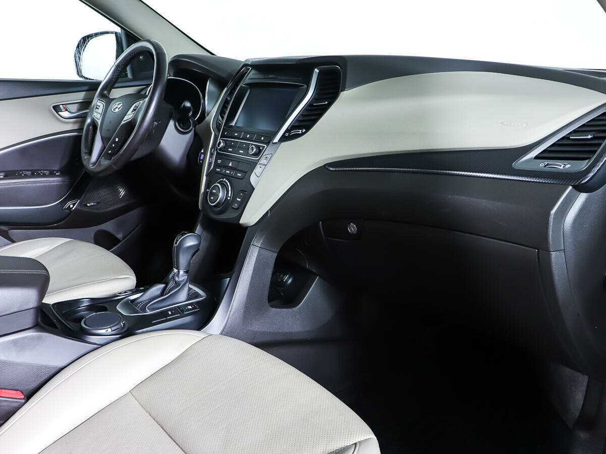 Б/У Хендай Санта Фе 2018 года. Фото: #8