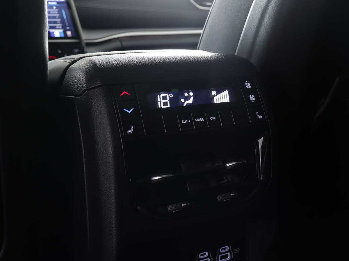 Б/У Джип Гранд Чироки 2022 года. Фото: #26