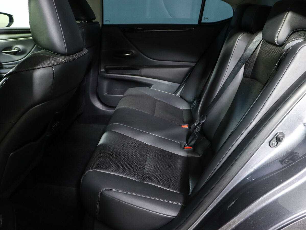 Б/У Лексус ЕС 2021 года. Фото: #7