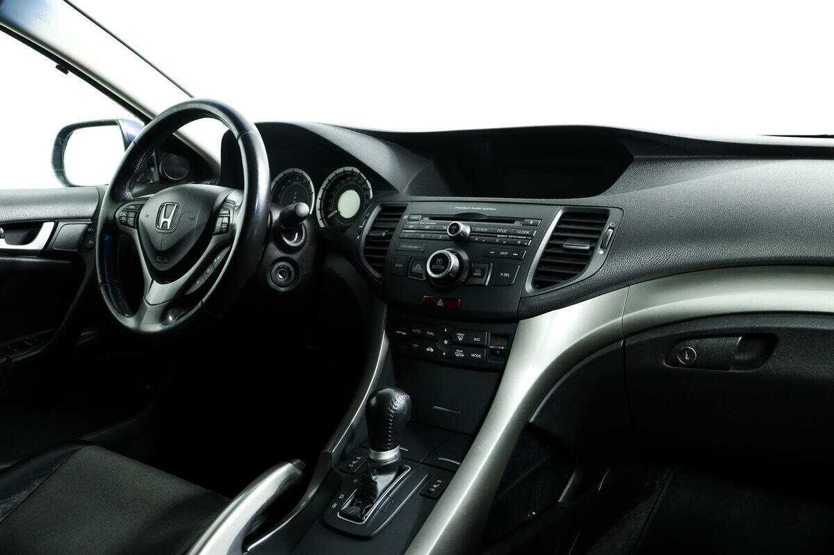 Б/У Хонда Аккорд 2008 года. Фото: #8