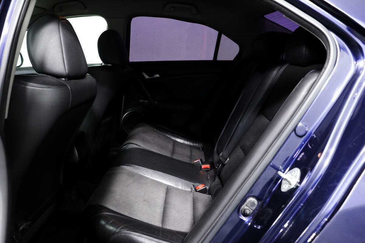 Б/У Хонда Аккорд 2008 года. Фото: #11