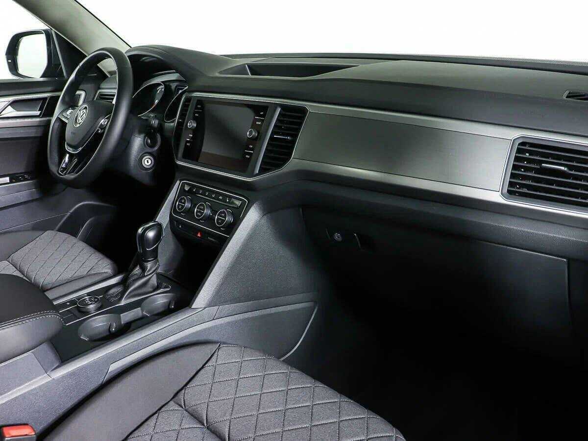 Б/У Фольксваген Терамонт 2019 года. Фото: #8