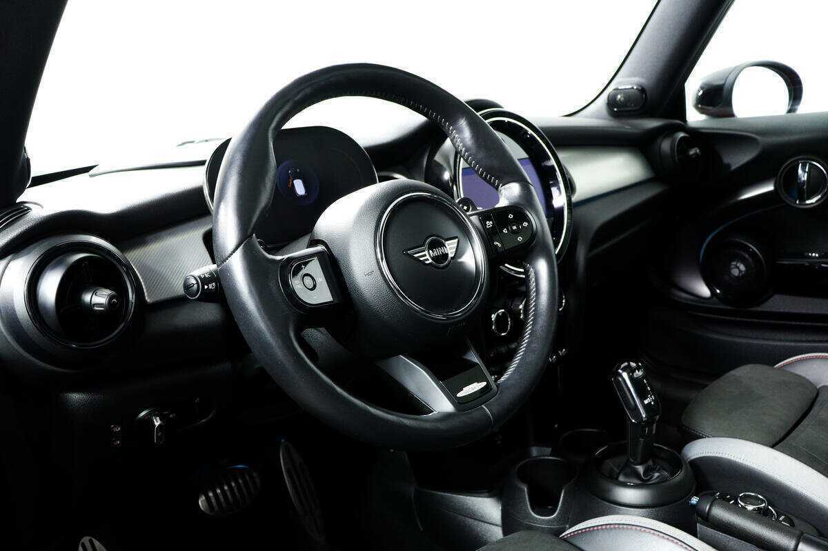 Б/У Мини Хэтч 2021 года. Фото: #12