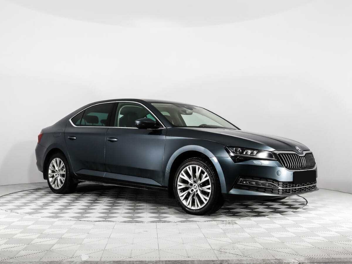 Б/У Шкода Суперб 2019 года. Фото: #2