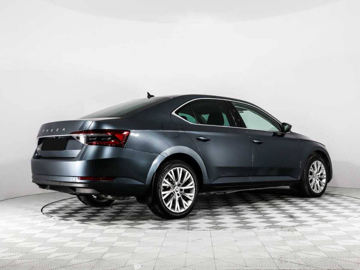 Б/У Шкода Суперб 2019 года. Фото: #4