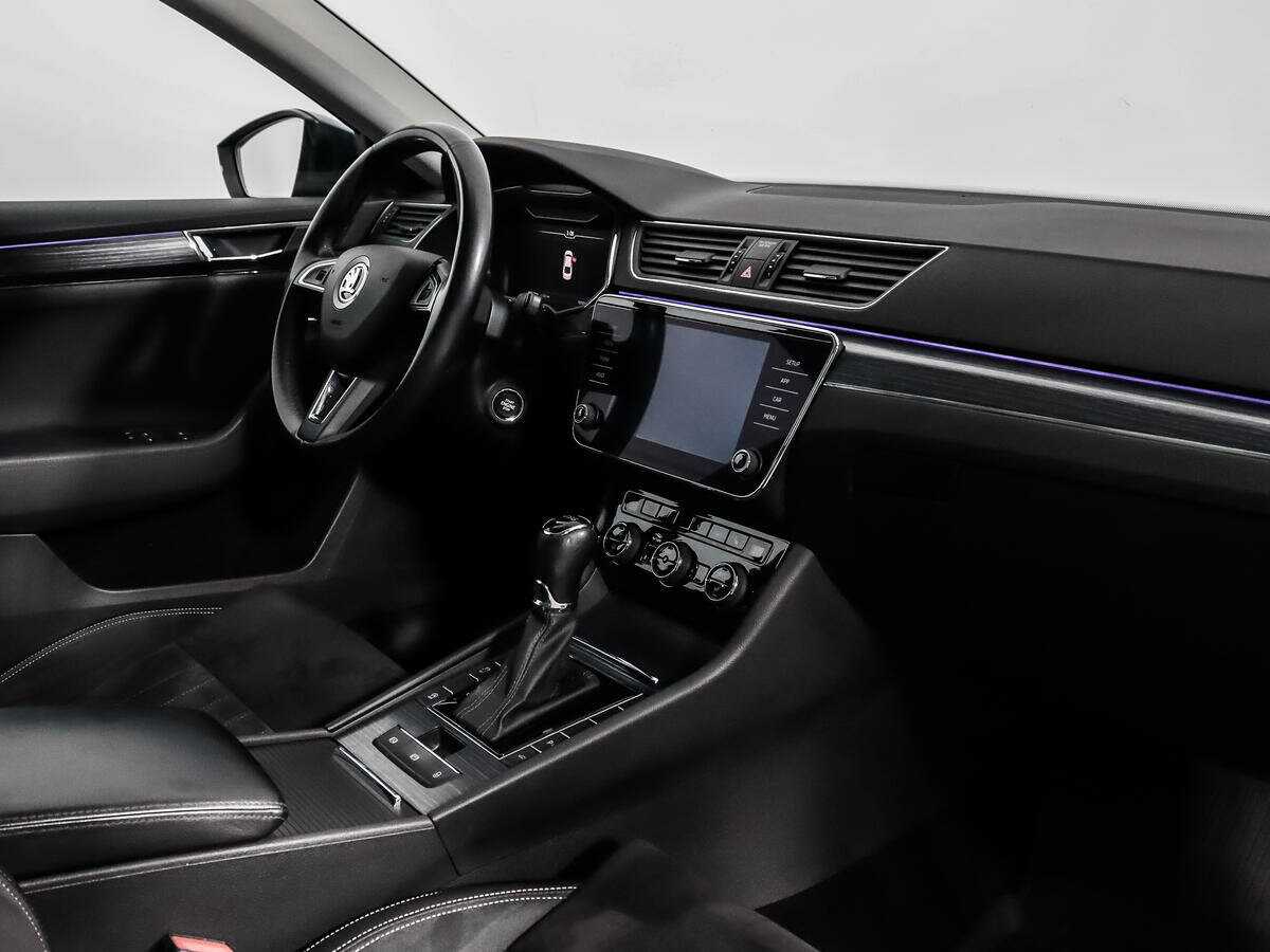 Б/У Шкода Суперб 2019 года. Фото: #15