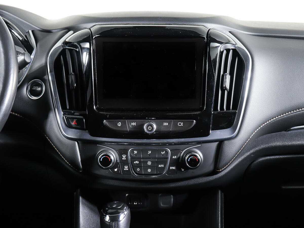 Б/У Шевроле Трэверс 2018 года. Фото: #12