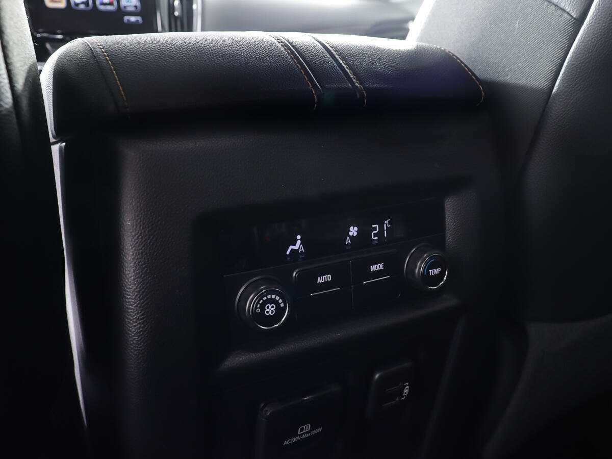 Б/У Шевроле Трэверс 2018 года. Фото: #21