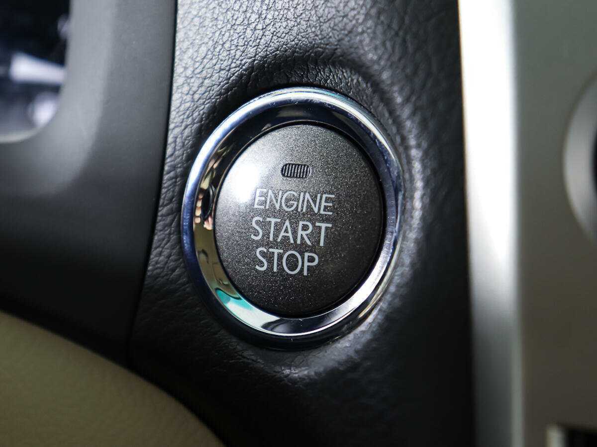 Б/У Лексус Р-Икс 2011 года. Фото: #20