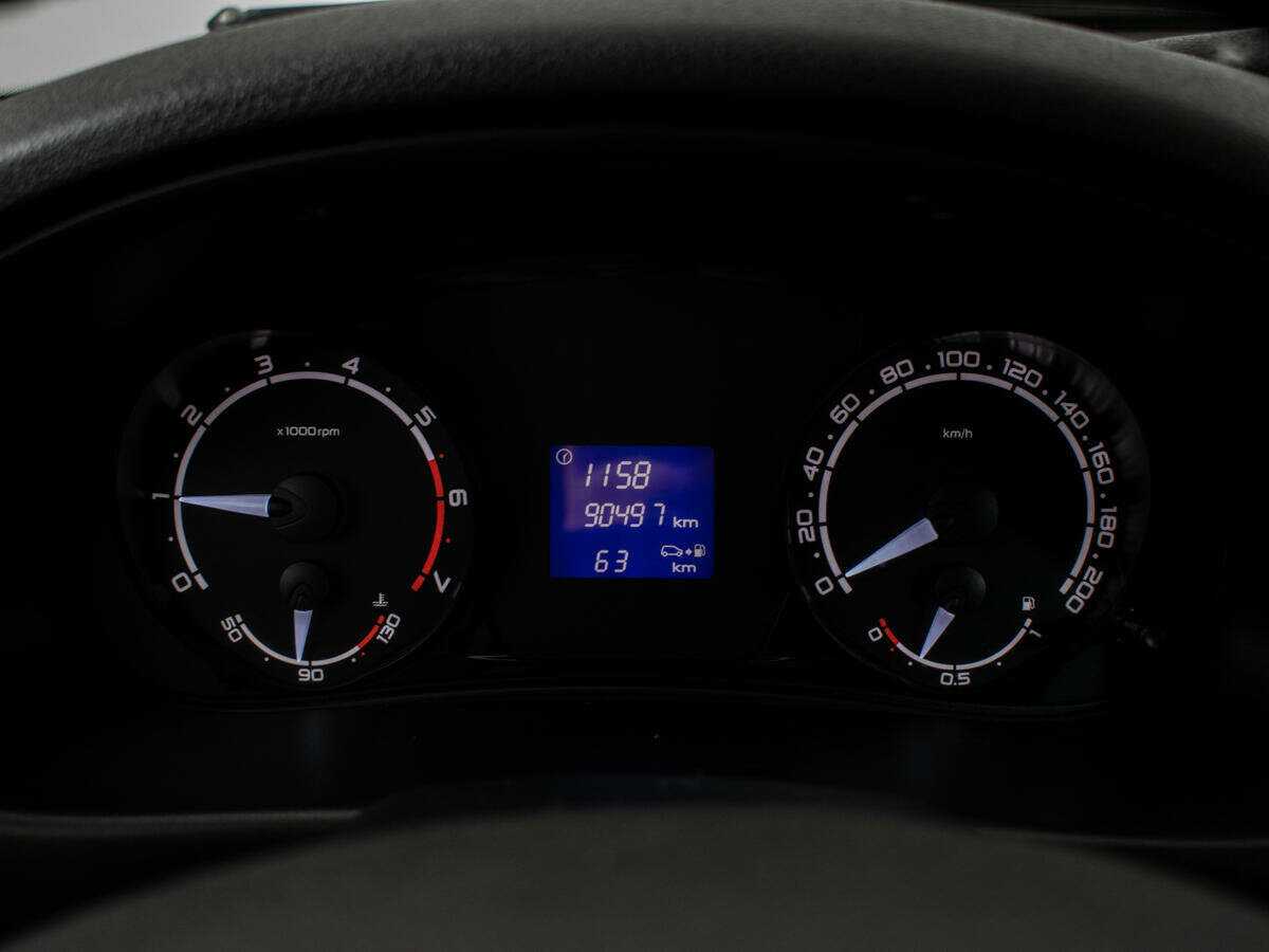 Б/У Лада (ВАЗ) Приора 2017 года. Фото: #9