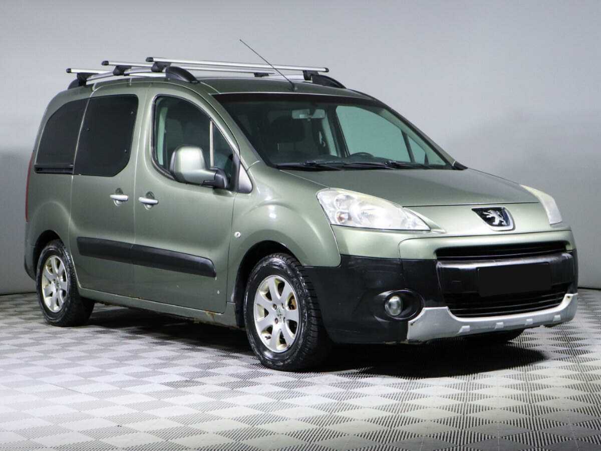 Б/У Пежо Партнер 2010 года. Фото: #2