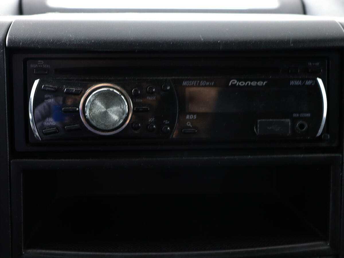 Б/У Пежо Партнер 2010 года. Фото: #12