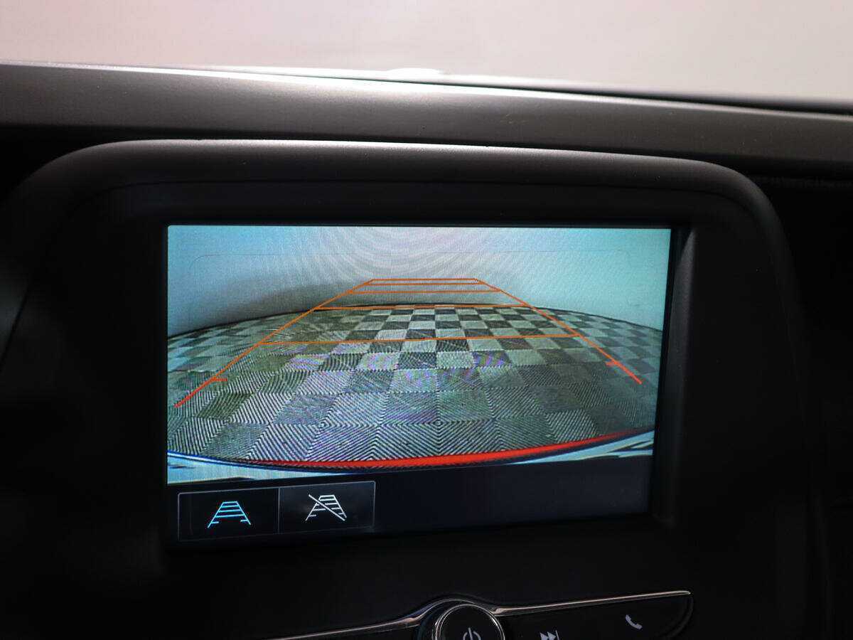 Б/У Шевроле Камаро 2016 года. Фото: #14