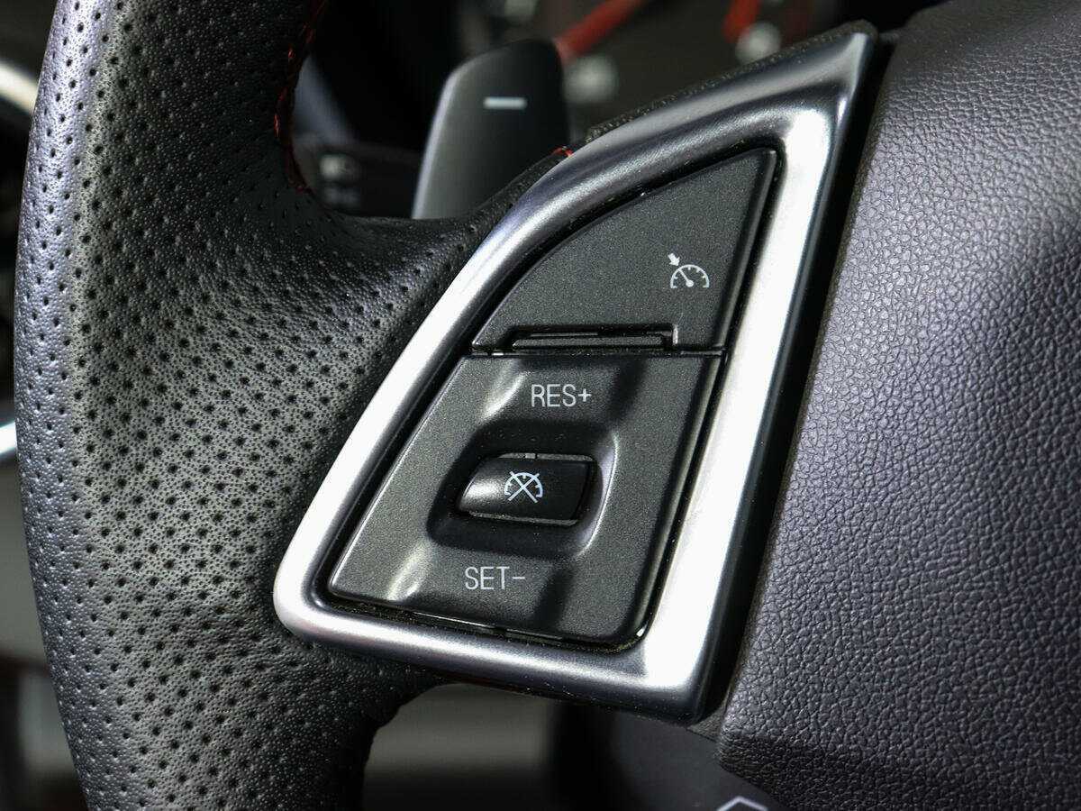 Б/У Шевроле Камаро 2016 года. Фото: #19