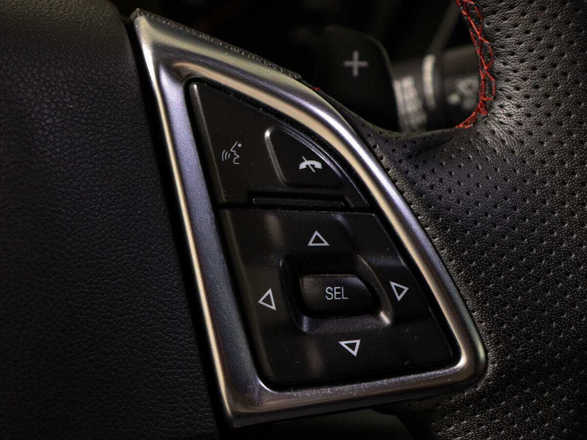 Б/У Шевроле Камаро 2016 года. Фото: #21