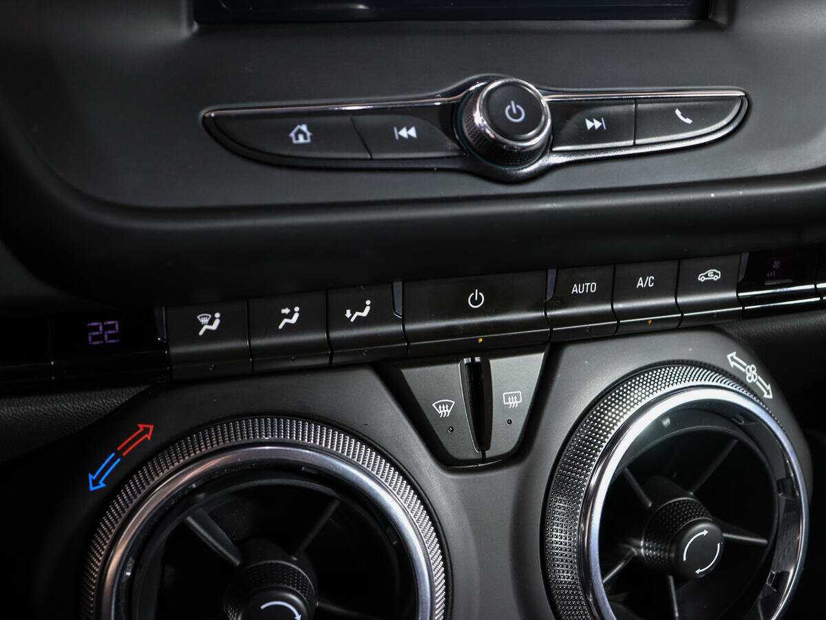 Б/У Шевроле Камаро 2016 года. Фото: #23